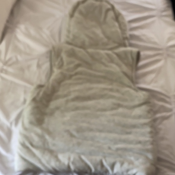 Jersey material puffer vest - Picture 3 of 4